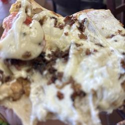Oscar's Italian Restaurant - Chicken bacon ranch with fresh sliced tomatoes and mozz