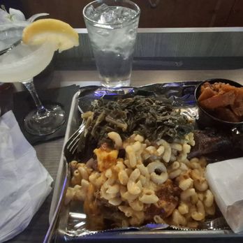 Lillie Mae's Southern Buffet - Collared green machine n cheese yams turkey leg corn bread - Buffets Near Me - Southfield, Michigan Lillie Mae's Southern Buffet - Collared green machine n cheese yams turkey leg corn bread - Buffets Near Me - Southfield, Michigan
