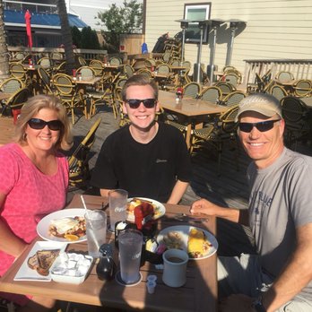 Dead Dog Saloon - Seafood Near Me - Murrells Inlet, South Carolina