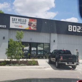 Hawaiian Bros Island Grill - This is the outside. No signs. Bill Miller is behind this building. - Hawaiian Near Me - Austin, Texas Hawaiian Bros Island Grill - This is the outside. No signs. Bill Miller is behind this building. - Hawaiian Near Me - Austin, Texas
