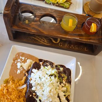 Girasol Breakfast and Brunch - Coffee & Tea Near Me - Phoenix, Arizona Girasol Breakfast and Brunch - Coffee & Tea Near Me - Phoenix, Arizona