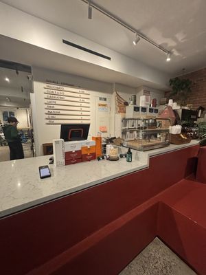 Laundry & Latte by null