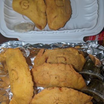 Mami's Empanadas - Pictures of empanadas - Latin American Near Me - Honolulu, Hawaii