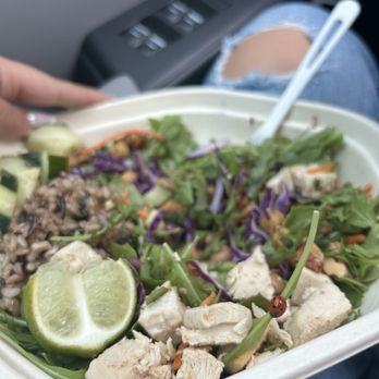 sweetgreen - Healthy Salads, Wraps, and Bowls - Salad Near Me - Dallas, Texas sweetgreen - Healthy Salads, Wraps, and Bowls - Salad Near Me - Dallas, Texas