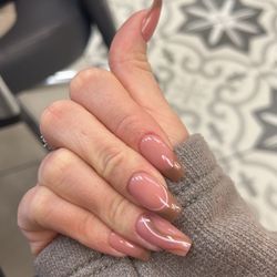 Kelly Nails