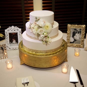 Rev Beck - Cake Flowers - Officiants Near Me