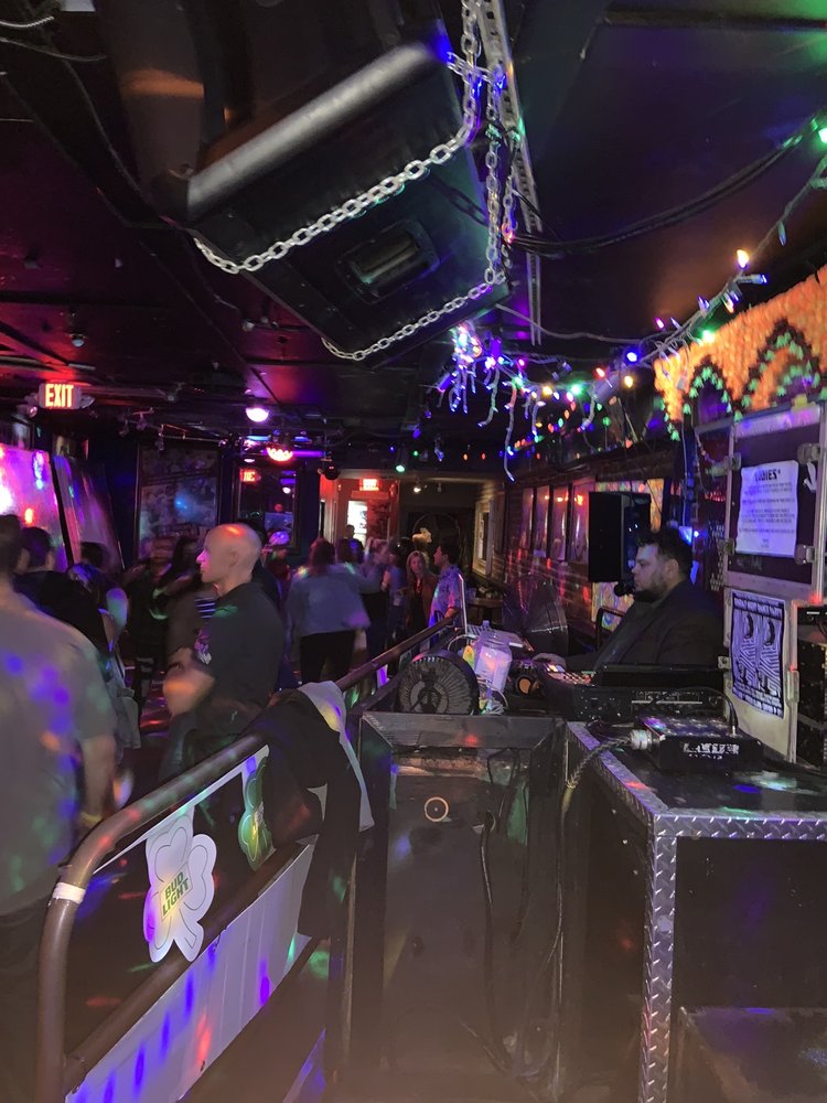 PRESS CLUB 215 Photos & 197 Reviews 1119 21st St, Sacramento