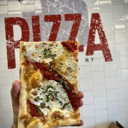 Main Street Pizza