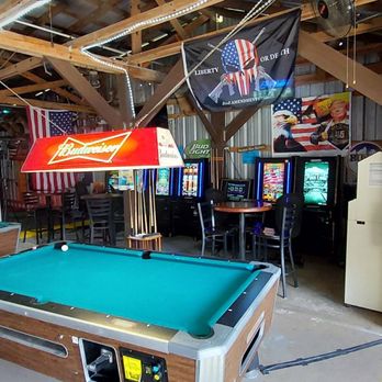Crossroads 44 - Two pool tables are available and several other games - Sports Bars Near Me - Eustis, Florida