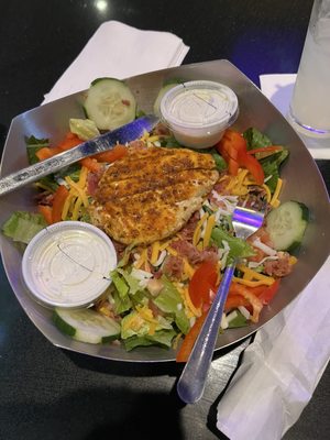 East Coast Wings + Grill by null