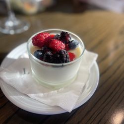 Berry dessert