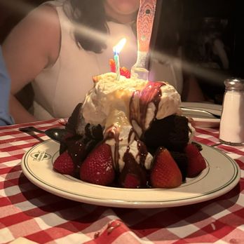 Manny's Steakhouse - Steakhouses Near Me - Minneapolis, Minnesota