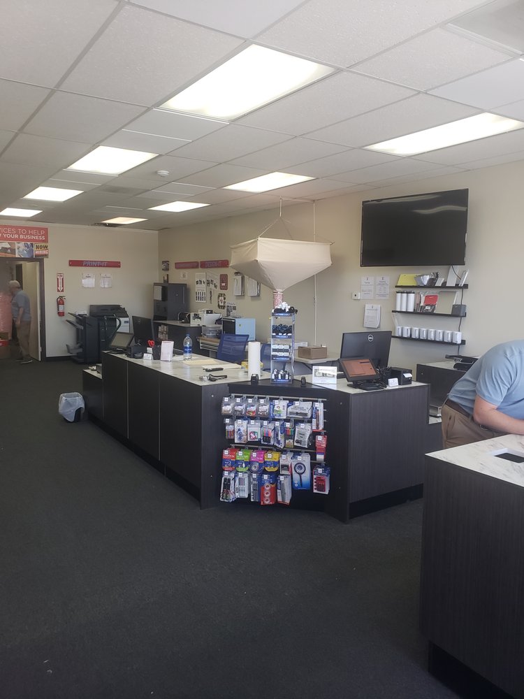 GLOBAL POSTAL AND PRINT Request a Quote 13728 Hesperia Rd, Victorville, California