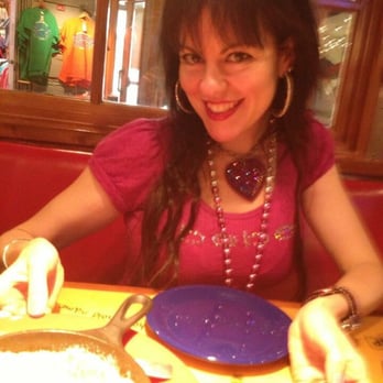 Bubba Gump Shrimp - Ready to eat! Love coming here when we are at the MOA!!! - Seafood Near Me - Bloomington, Minnesota Bubba Gump Shrimp - Ready to eat! Love coming here when we are at the MOA!!! - Seafood Near Me - Bloomington, Minnesota