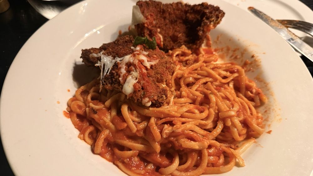 Fratelli Italian Kitchen & Wine Bar