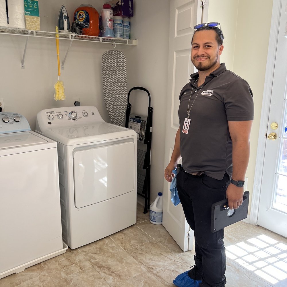 Winston's Chimney Service - Kevin - Chimney Sweeps Near Me - Manassas, Virginia Winston's Chimney Service - Kevin - Chimney Sweeps Near Me - Manassas, Virginia