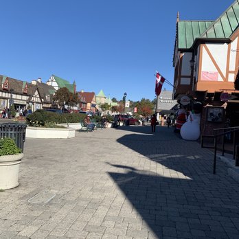 Solvang Visitor Center - Walkway of city - Visitor Centers Near Me - Solvang, California