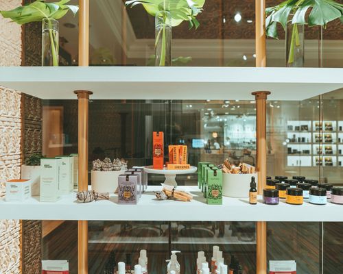 Clean Market IV Drip Lounge by null