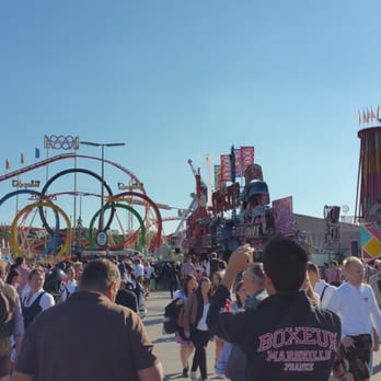 Oktoberfest - Somehow just like a amusement park. - Fun Fair Near Me - Munich, BY Oktoberfest - Somehow just like a amusement park. - Fun Fair Near Me - Munich, BY