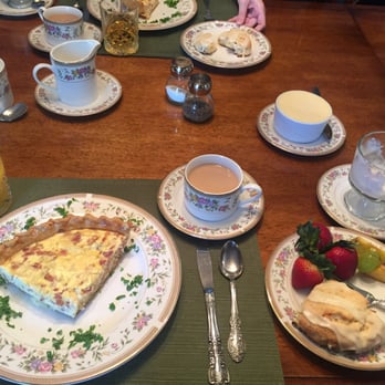 The Oaks Bed & Breakfast Hotel - Bed & Breakfast Near Me - Jamestown, New York The Oaks Bed & Breakfast Hotel - Bed & Breakfast Near Me - Jamestown, New York