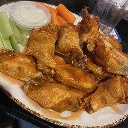 McGilvery's Speedway Pub & Eatery - Buffalo wings