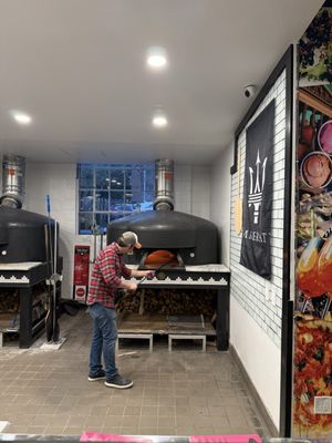 Pi-Napo Pizzeria by null