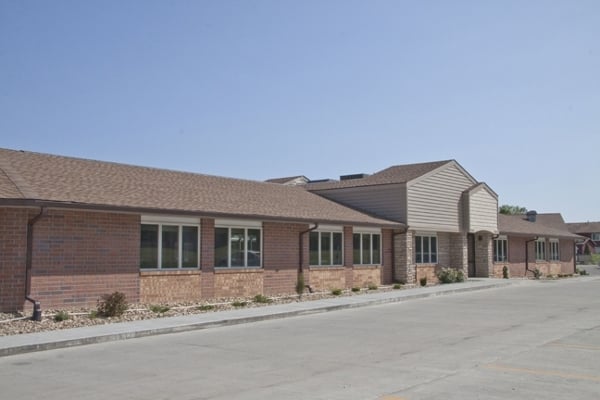 Ravenwood Specialty Care - grief counselor in Waterloo, IA