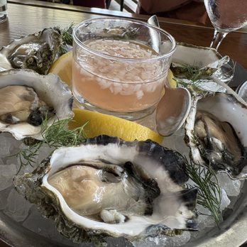 Bar Helios - Oysters - Seafood Near Me - Orlando, Florida