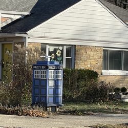 City of Evanston - Free books!