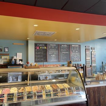 BETTY RAE’S ICE CREAM - 465 Photos & 492 Reviews - 7140 Wornall Rd ...