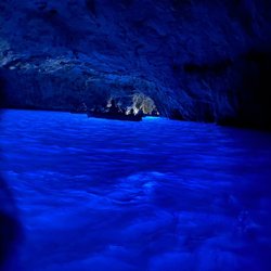 Grotta Azzurra - Blue Grotto