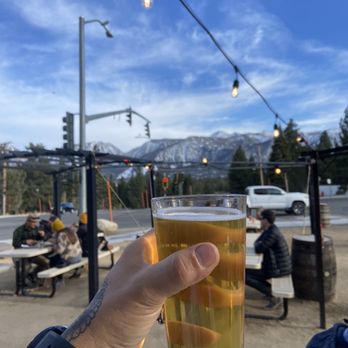 Mammoth Brewing - Cheers - Breweries Near Me - Mammoth Lakes, California