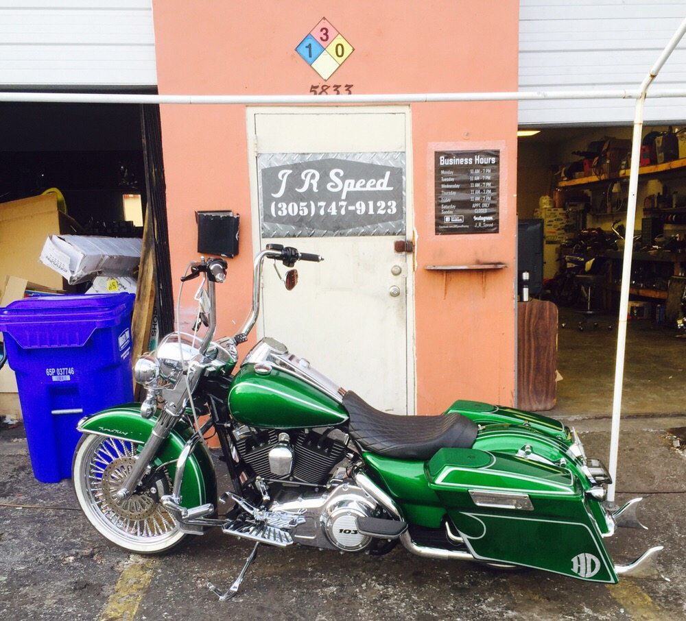 J R Speed, Davie | Roadtrippers