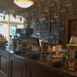 The Coffee Shop - Pleasant welcoming decor ..... good coffee and pastries ! Very friendly staff.