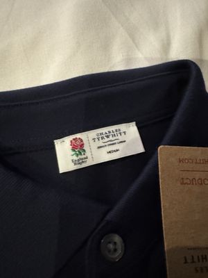 Charles Tyrwhitt by null