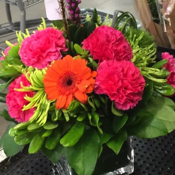 Costco - Beautiful flowers that come in a square glass vase, for only $19.99. That's a great bargain! - Wholesale Stores Near Me - Chula Vista, California Costco - Beautiful flowers that come in a square glass vase, for only $19.99. That's a great bargain! - Wholesale Stores Near Me - Chula Vista, California