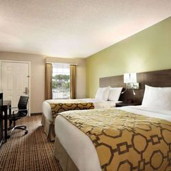 La Quinta by Wyndham Kingsland/Kings Bay Naval B - Guest room