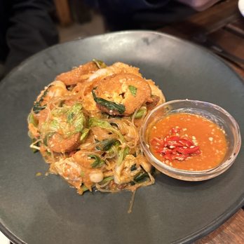 Somtum Der - Chefs Signature Wok Fried Seafood Suki - Thai Near Me - New York, New York Somtum Der - Chefs Signature Wok Fried Seafood Suki - Thai Near Me - New York, New York