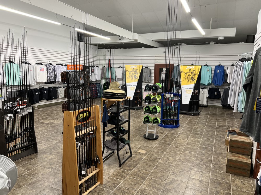 FITZ FISHING TACKLE & SUPPLIES Updated August 2024 13 Photos 3621