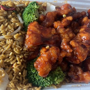 C And Y Chinese - General Tso's Chicken Combo - Chinese Near Me - Brooklyn, New York C And Y Chinese - General Tso's Chicken Combo - Chinese Near Me - Brooklyn, New York