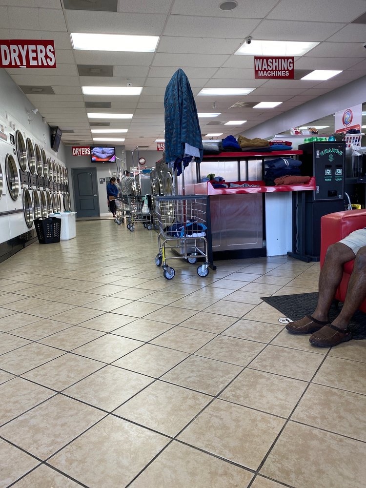 PINEVILLE COIN LAUNDRY 52 Photos & 46 Reviews 10403 Park Rd