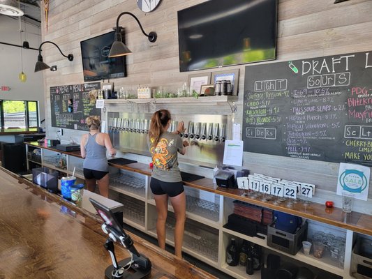 Brewlab Charleston by null