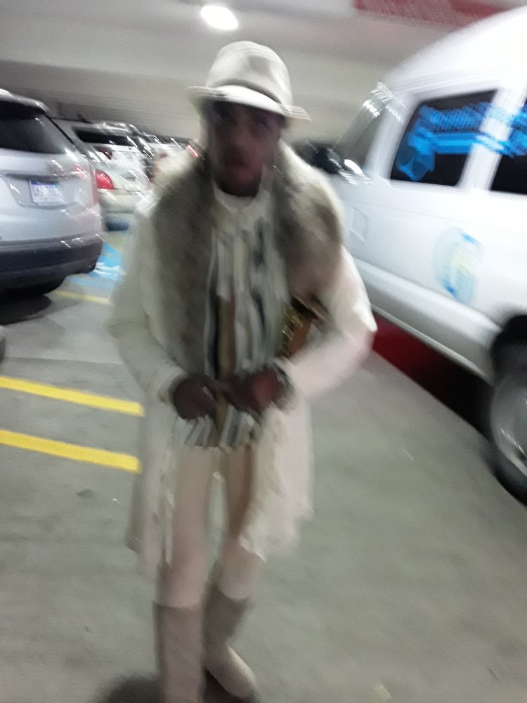 GREAT DEAL AUTO SALES 7339 W 8 Mile Rd, Detroit, Michigan Car