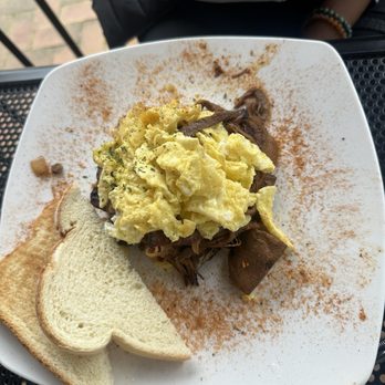 Tipsy Beans Cafe - Brisket hash - Bars Near Me - Williamsburg, Virginia Tipsy Beans Cafe - Brisket hash - Bars Near Me - Williamsburg, Virginia