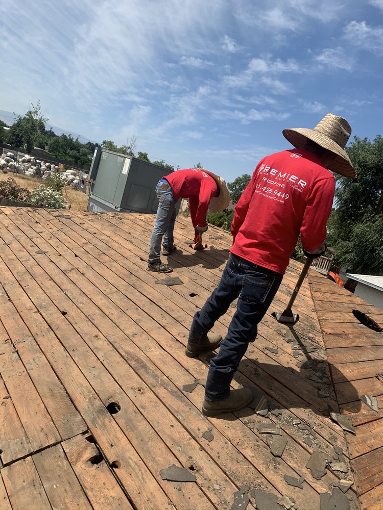 Slide of Premier Construction & Roofing