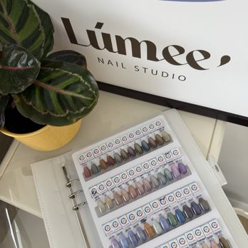Lumee Nail Studio - Cat eye gel color chart - Nail Salons Near Me - Redondo Beach, California
