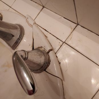 Plumbers Incorporated - cracked the sink - Plumbing Near Me - Riverside, California