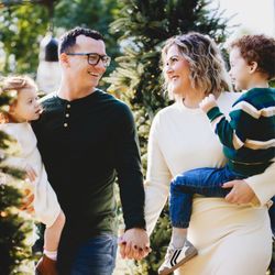 Vibrant Portraits Studio - Holiday photo recap