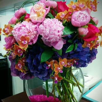 Instyle Flowers - Florists Near Me