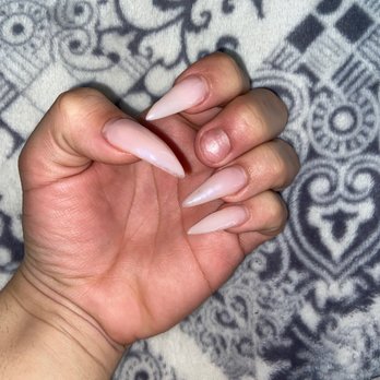 Diva Nail - i went back so they could fix my nails, they were horrendous the first time - Nail Salons Near Me - Denver, Colorado